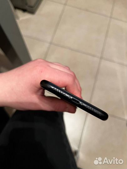 iPhone XR Black 128Gb