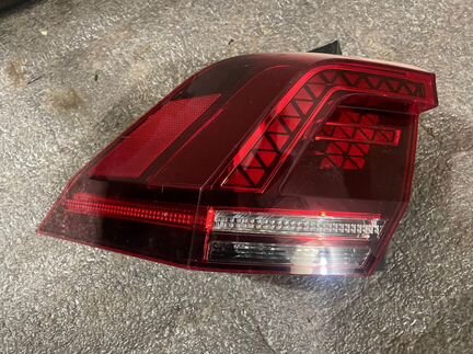 Фонарь левый VW Tiguan 2