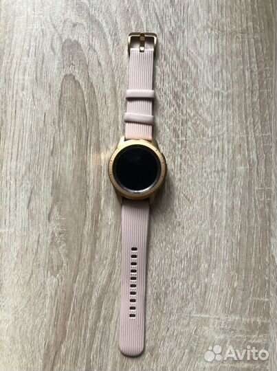 Часы Samsung Galaxy Watch 42mm