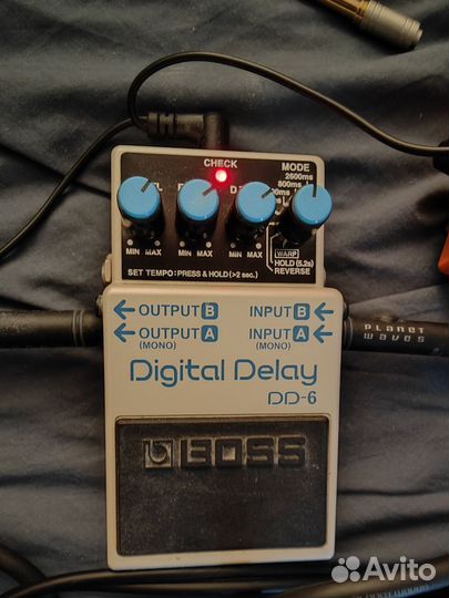 Гитарная педаль boss DD-6