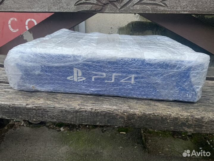 PlayStation 4 Slim Новая