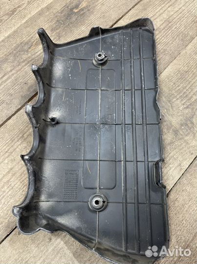 Крышка на двигатель декоративная Honda Accord 7