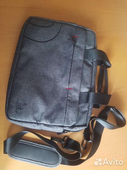 Сумки для ноутбуков