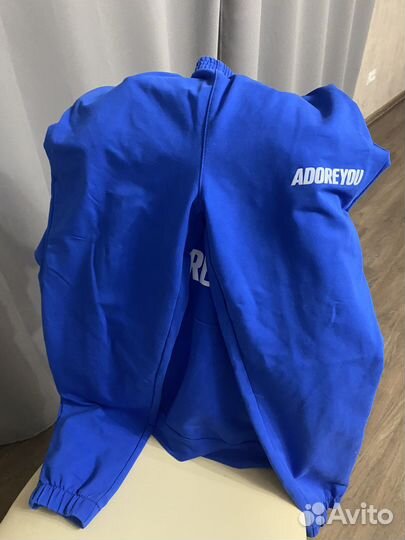 Спортивный костюм