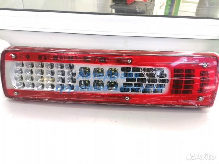 Фонарь Вольво FH4 FM4 правый