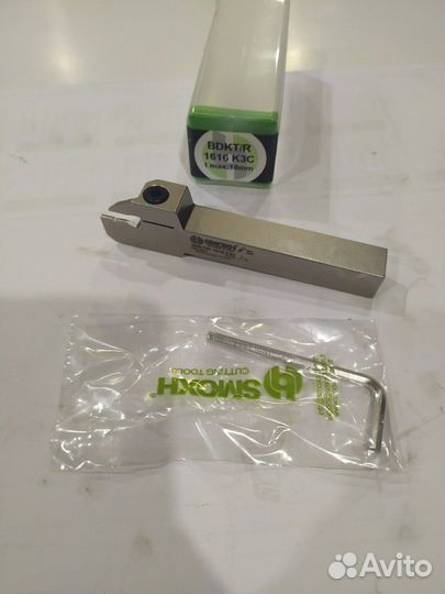 Резец отрезной