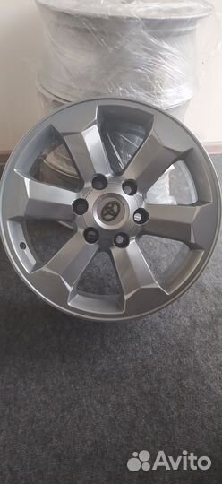 Литые диски r18 на toyota prado комплект
