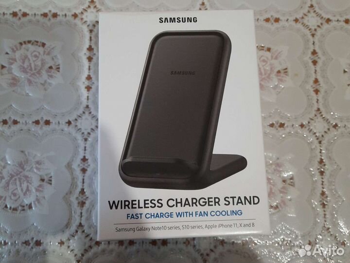 Беспроводная зарядка Samsung ep-n5200