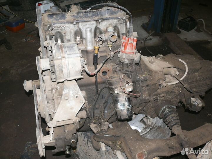 Двигатель Audi 80 B3 RU 1,8 л - можно по частям
