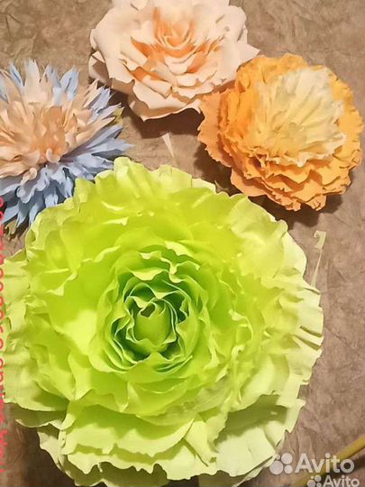 Цветы из гофрированной бумаги