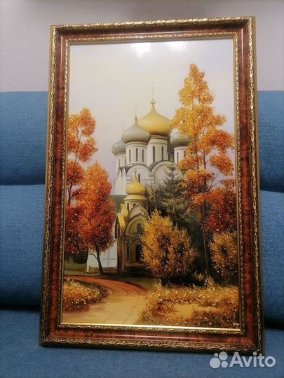 Картина с янтарем новая Собор
