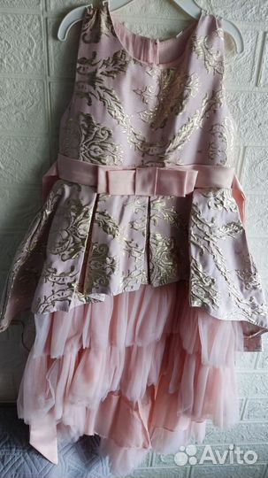 Платье для девочки нарядное