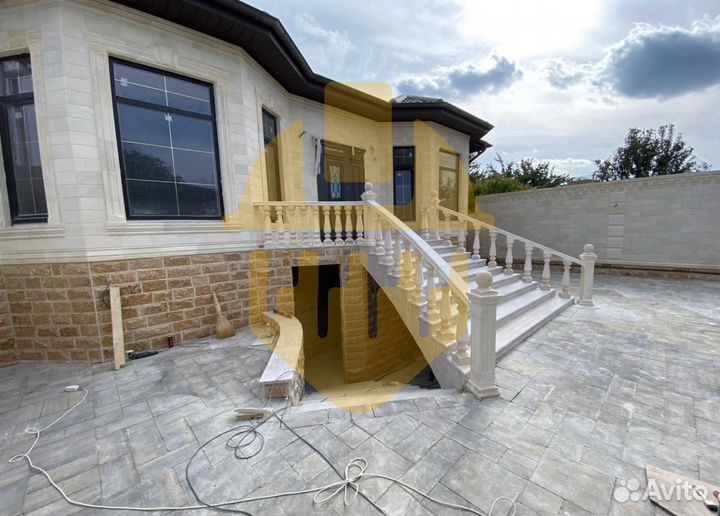 Облицовка натуральным и декоративным камнем