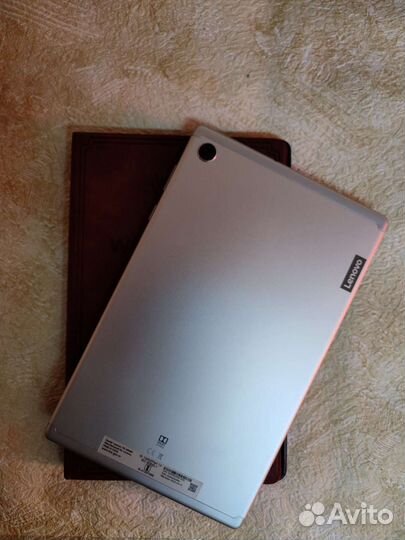 Lenovo tab m10 fhd plus
