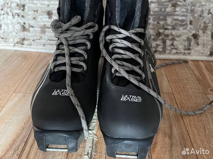 Лыжные ботинки 39 40 размер