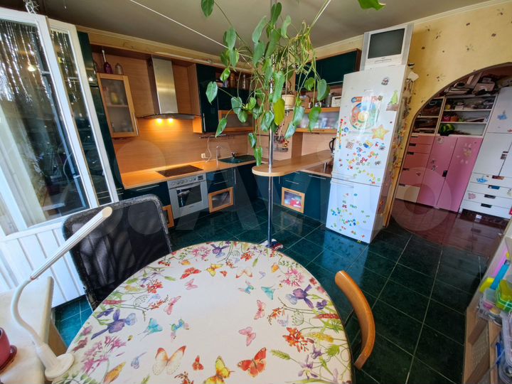 2-к. квартира, 60,7 м², 7/10 эт.