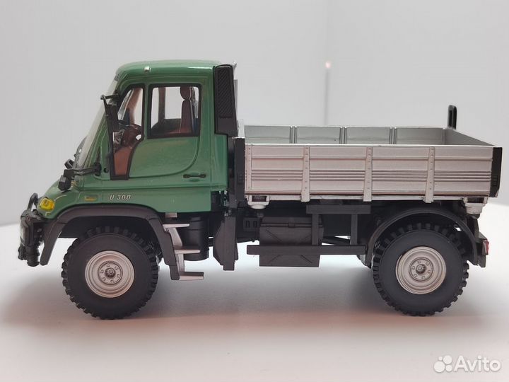 Mercedes Benz Unimog U-400 (welly) 1/43
