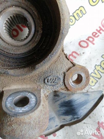 Кулак поворотный передний левый Lifan Solano