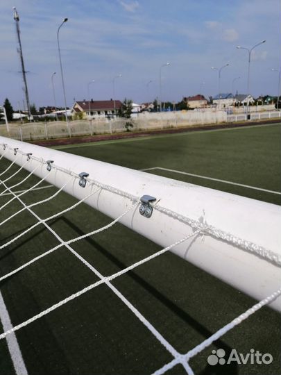 Футбольная сетка крепление