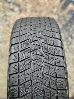 Bridgestone Blizzak DM-V1 225/65 R17
