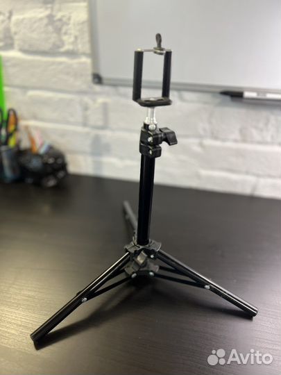Стойка, штатив для камеры, фотоаппарата