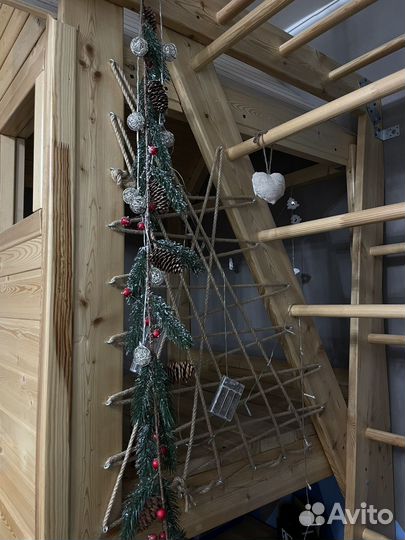 Детский деревянный домик