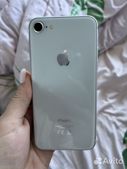 iPhone 8, 64 ГБ