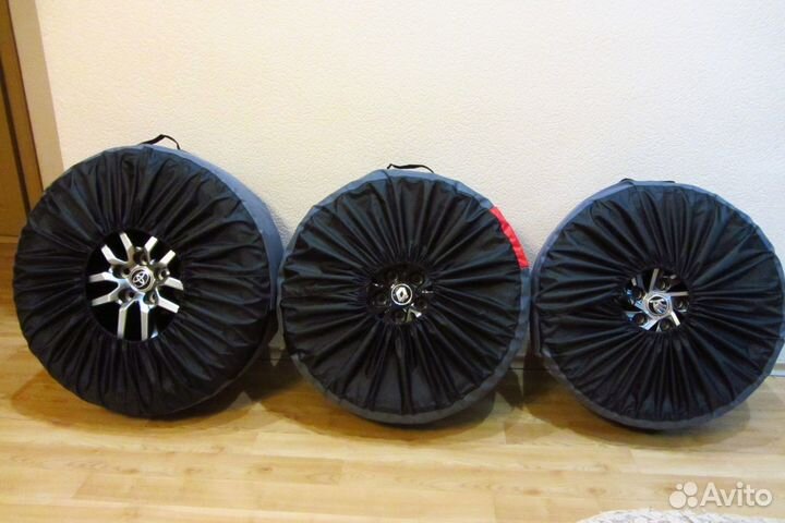 Новые чехлы для колес оригинал: Skoda; Mitsubishi