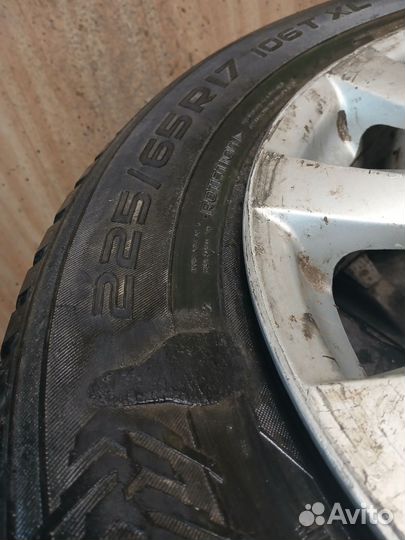 Nokian Tyres Hakkapeliitta 8 SUV 225/65 R17 106T