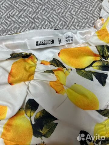 Платье с лимонами