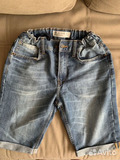 Джинсовые шорты