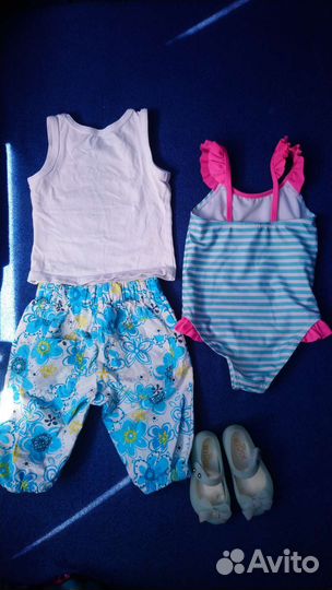 Комплект: купальник, костюм, туфли пляжные, панама