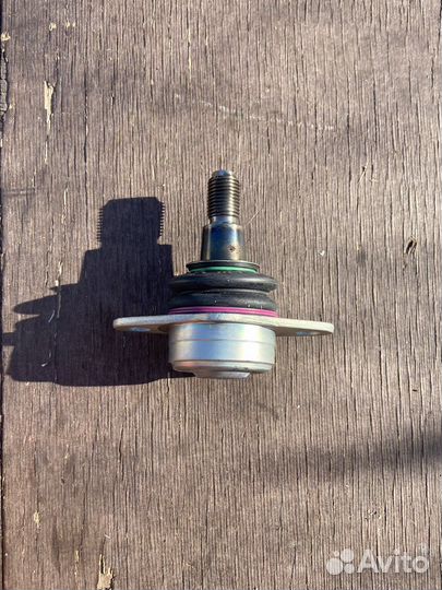 Опора шаровая BMW X3(E83) -12/06 нижн.лев/прав