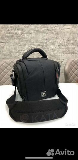 Зеркальный фотоаппарат Canon EOS 550D