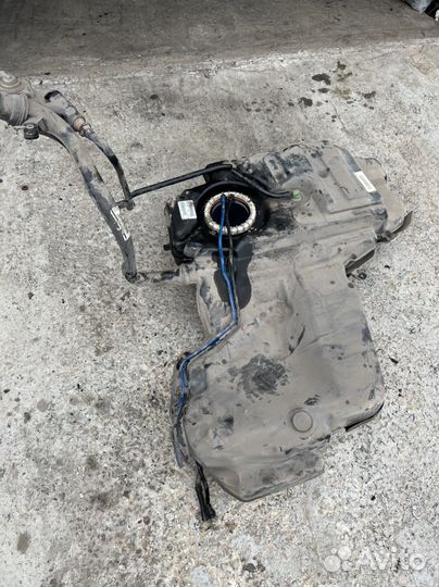 Бензобак audi a6 c6 2.0 tdi передний привод