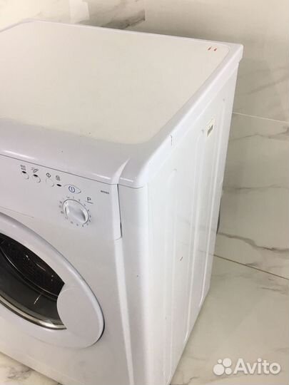 Стиральная машина бу Indesit WIN80