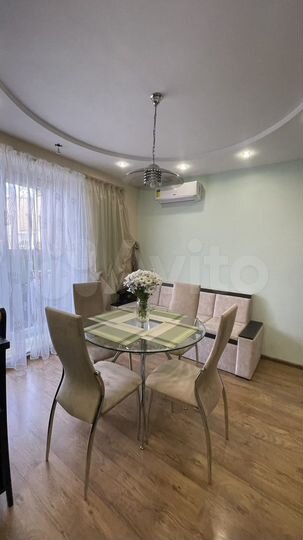 2-к. квартира, 87 м², 10/10 эт.