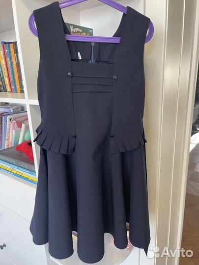 Продам школьный сарафан