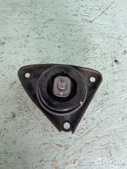 Подушка двигателя kia ceed 1 ed