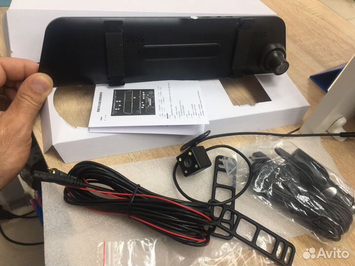 Видеорегистратор зеркало / Автомобильный видеорег