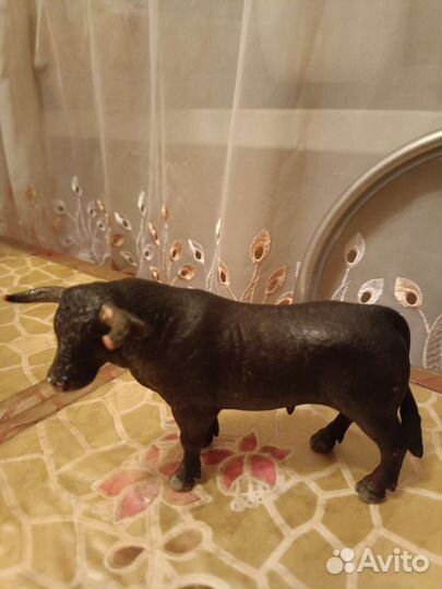 Бык, медведь, касатка Schleich