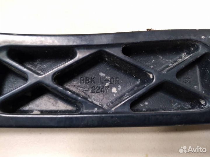 Поводок стеклоочистителя передний левый Hyundai So