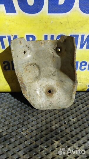 Экран тепловой Nissan Primera