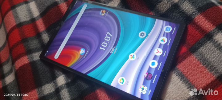 Планшет Lenovo TB-X606X