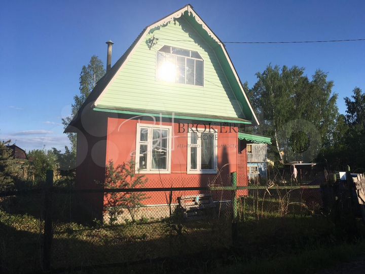 Дача 40 м² на участке 6 сот.