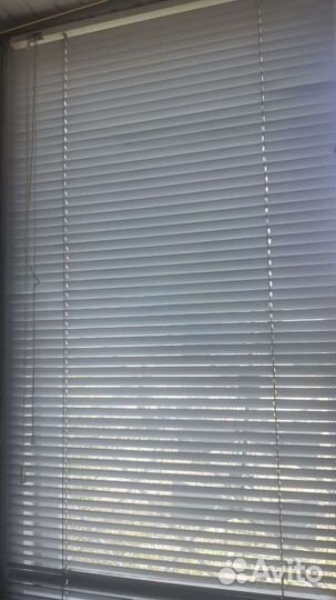 Жалюзи горизонтальные алюминиевые бу