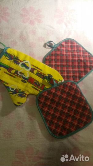 Рукавичка и прихватки новогодний комплект