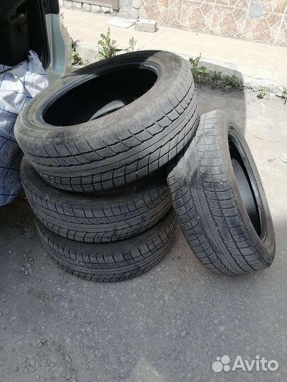 Triangle Snow-LL01 215/55 R17 98V