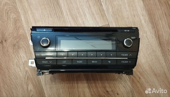 Штатная магнитола на toyota corolla 180