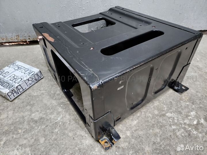 Короб сиденья передний правый Viano Vito w639 Вито